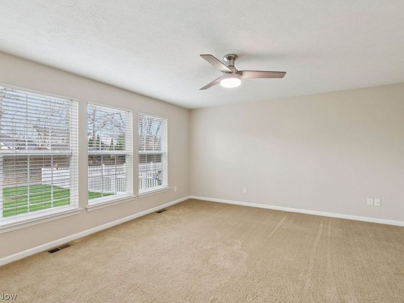 4636 Fields Way , Lorain, OH 44053 Photo 13