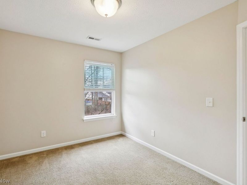 4636 Fields Way , Lorain, OH 44053 Photo 24