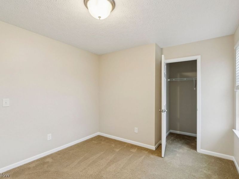 4636 Fields Way , Lorain, OH 44053 Photo 35