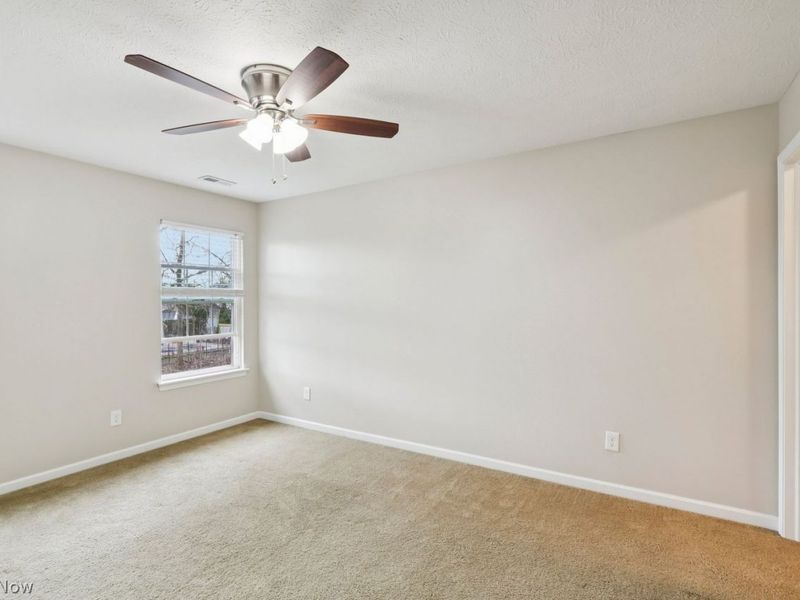 4636 Fields Way , Lorain, OH 44053 Photo 43