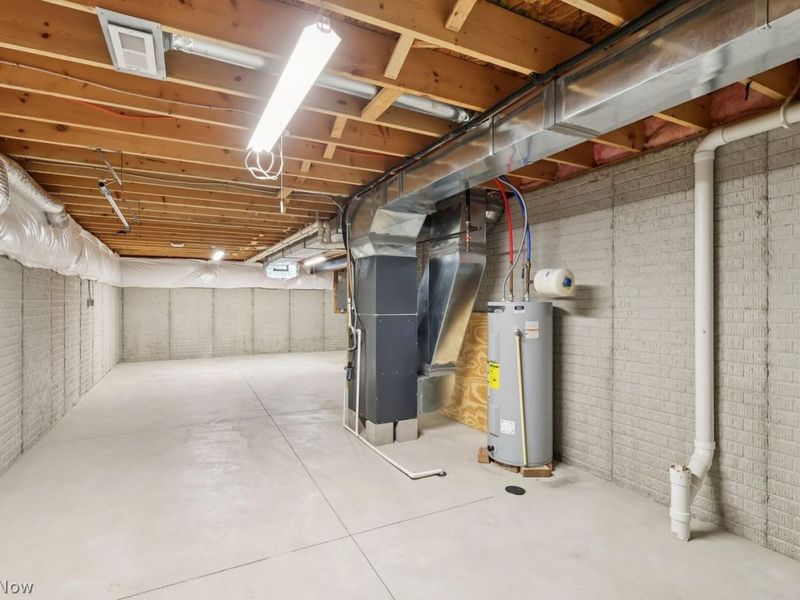 4636 Fields Way , Lorain, OH 44053 Photo 46