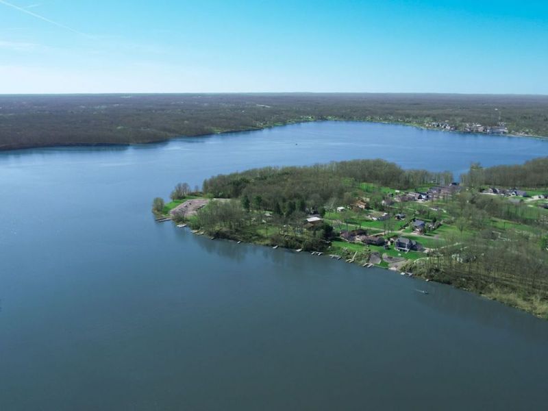 2820 Dock Side Drive, Lake Milton, OH 44429 Photo 10