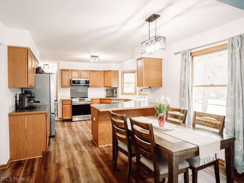 2820 Dock Side Drive, Lake Milton, OH 44429 Photo 13