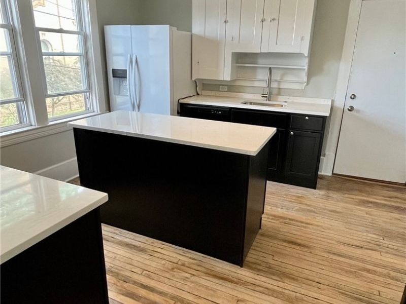 751 Starkweather, Cleveland, OH 44113 Photo 13