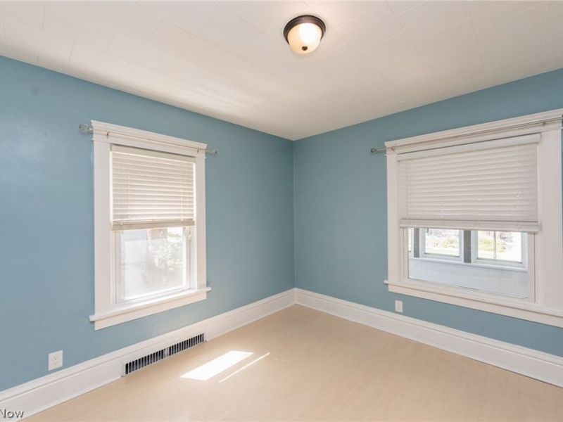 325 Para Avenue, Akron, OH 44305 Photo 11