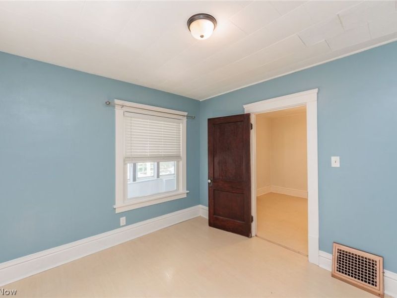 325 Para Avenue, Akron, OH 44305 Photo 12