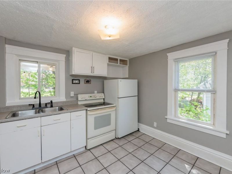 325 Para Avenue, Akron, OH 44305 Photo 32