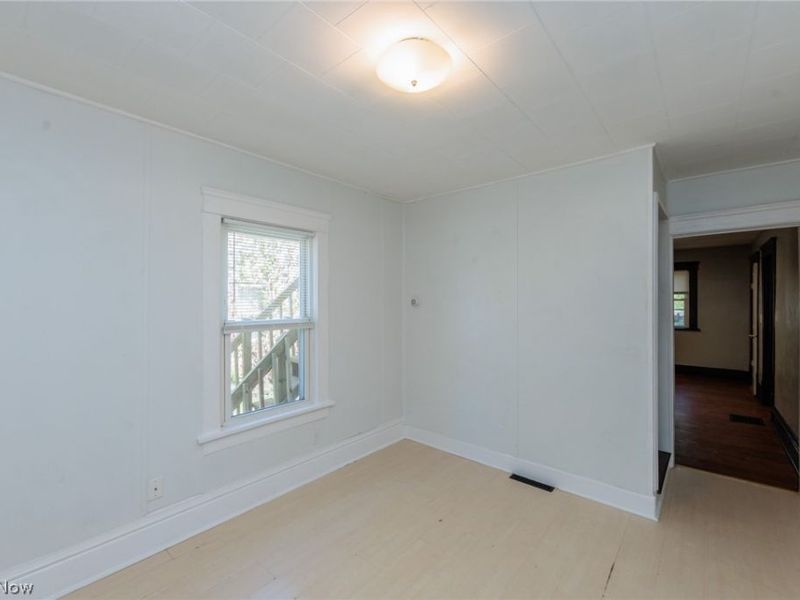 325 Para Avenue, Akron, OH 44305 Photo 8