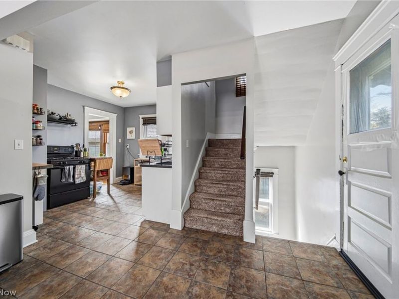 1330 W 64th Street, Cleveland, OH 44102 Photo 13