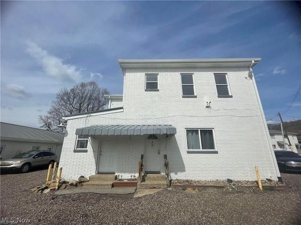 1120 Main Street, Unit 19, Follansbee, WV 26037