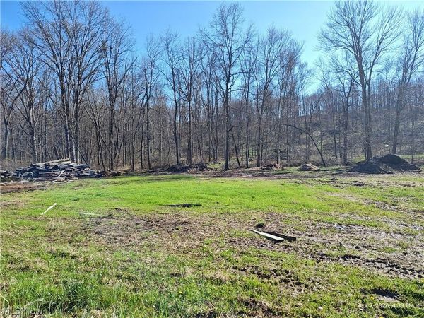 1852 Laramie Road , Carrollton, OH 44615