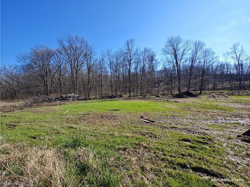 1852 Laramie Road, Carrollton, OH 44615 Photo 2