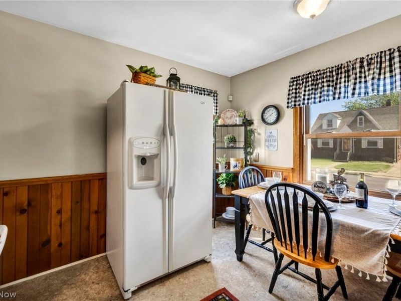 934 E 220th Street, Euclid, OH 44119 Photo 11