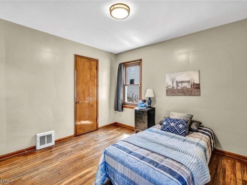 934 E 220th Street, Euclid, OH 44119 Photo 16
