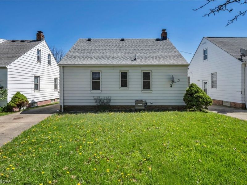 934 E 220th Street, Euclid, OH 44119 Photo 38
