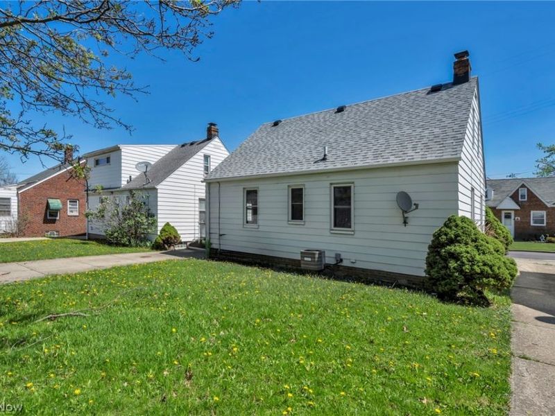 934 E 220th Street, Euclid, OH 44119 Photo 39
