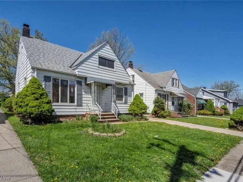 934 E 220th Street, Euclid, OH 44119 Photo 4