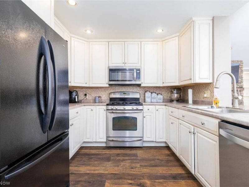 161 STARDUST Drive, Wintersville, OH 43953 Photo 18