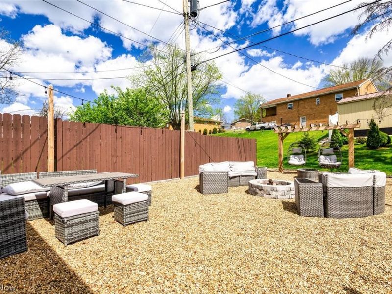 161 STARDUST Drive, Wintersville, OH 43953 Photo 7