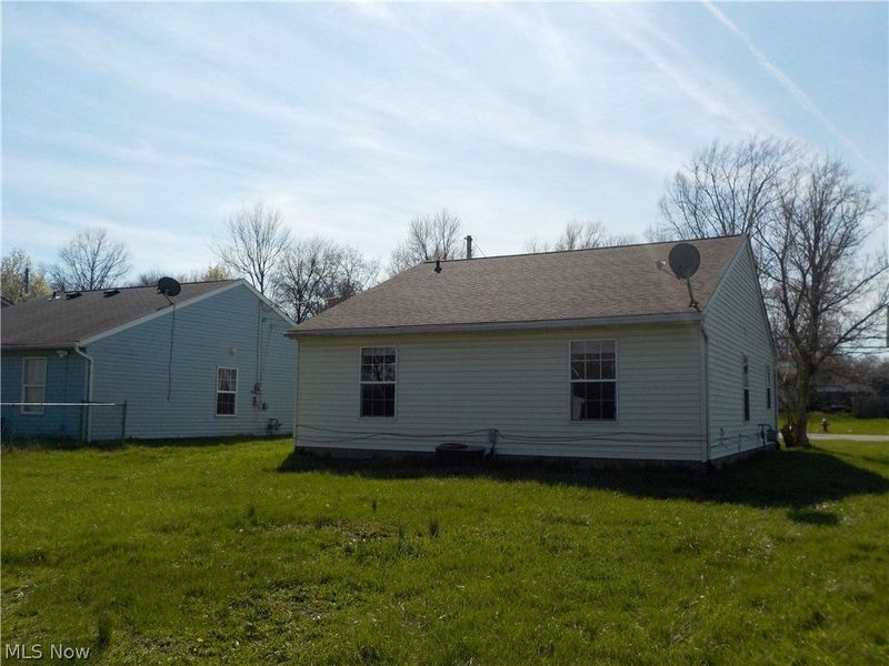 5027 Clifton Avenue, Lorain, OH 44055 Photo 11