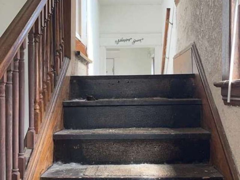 417 Cleveland Road, Cleveland, OH 44108 Photo 11