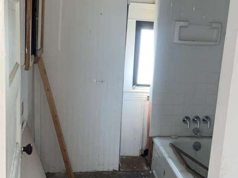 417 Cleveland Road, Cleveland, OH 44108 Photo 19