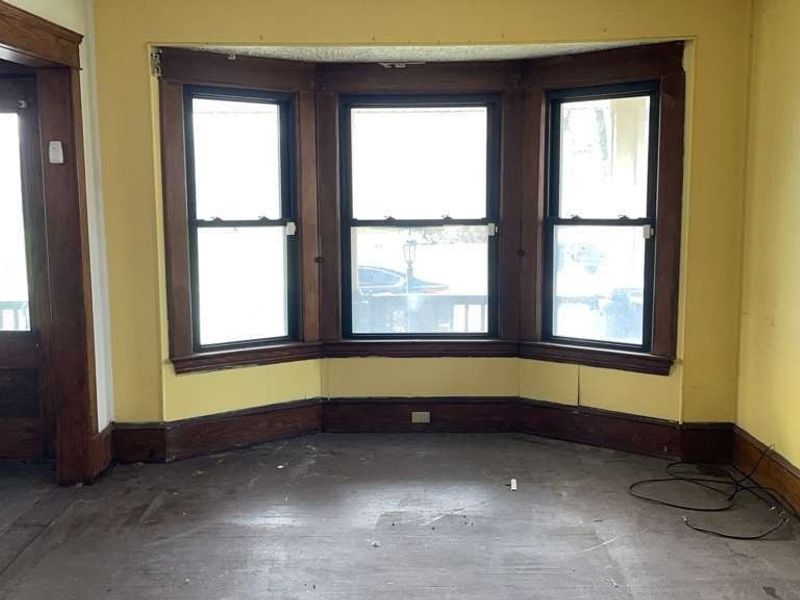 417 Cleveland Road, Cleveland, OH 44108 Photo 5