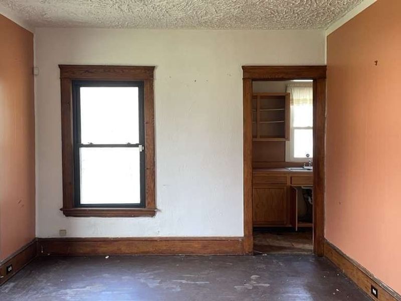 417 Cleveland Road, Cleveland, OH 44108 Photo 7