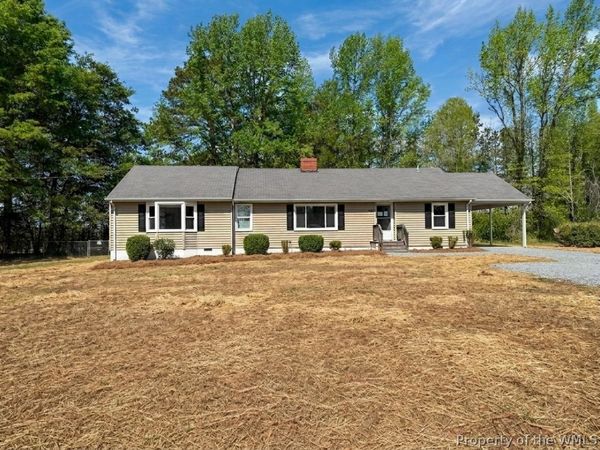 20454 Ivor Road , Courtland, VA 23837
