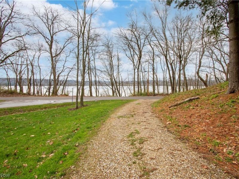 4225 Covert Road, Perrysville, OH 44864 Photo 4