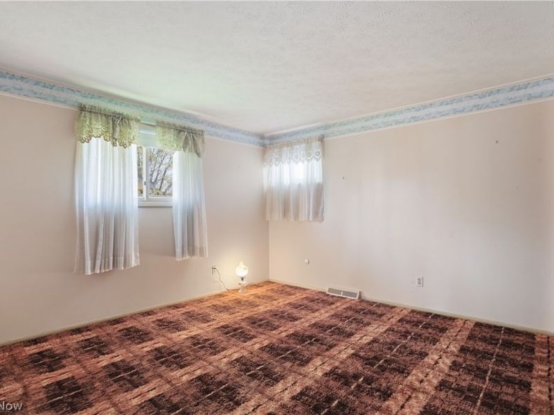 26670 FAIRFAX Lane , North Olmsted, OH 44070 Photo 12