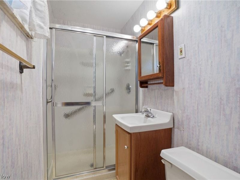 26670 FAIRFAX Lane , North Olmsted, OH 44070 Photo 18