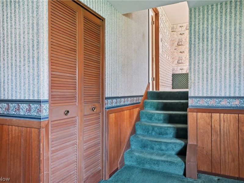 26670 FAIRFAX Lane , North Olmsted, OH 44070 Photo 21