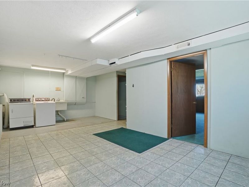 26670 FAIRFAX Lane , North Olmsted, OH 44070 Photo 27