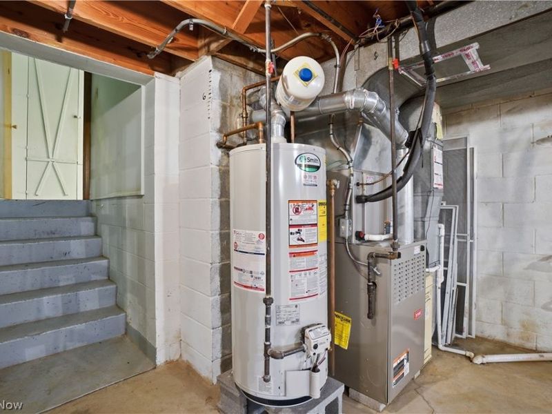 26670 FAIRFAX Lane , North Olmsted, OH 44070 Photo 30