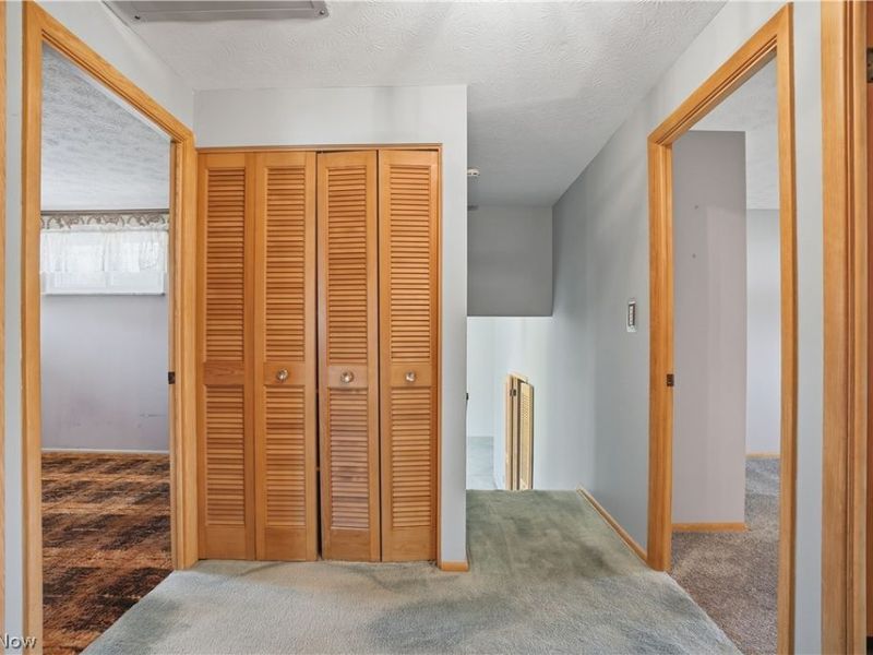 26670 FAIRFAX Lane , North Olmsted, OH 44070 Photo 31