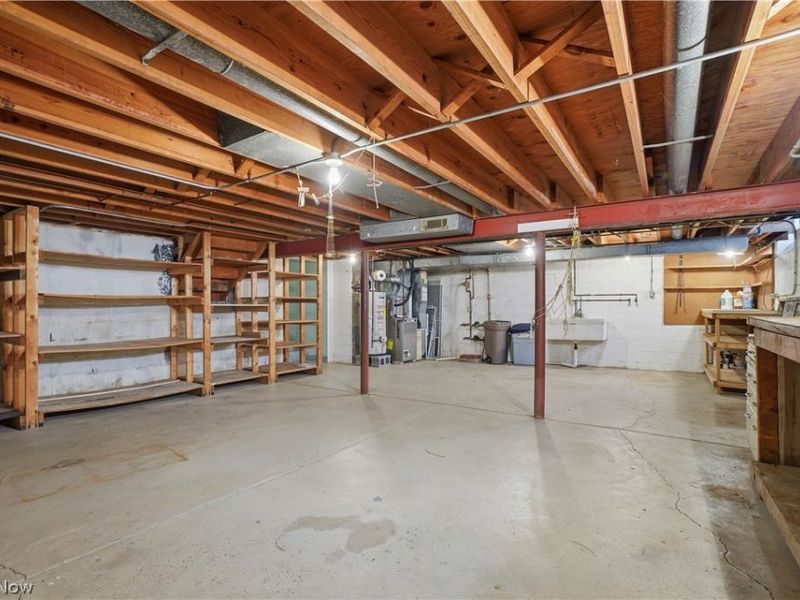 26670 FAIRFAX Lane , North Olmsted, OH 44070 Photo 32