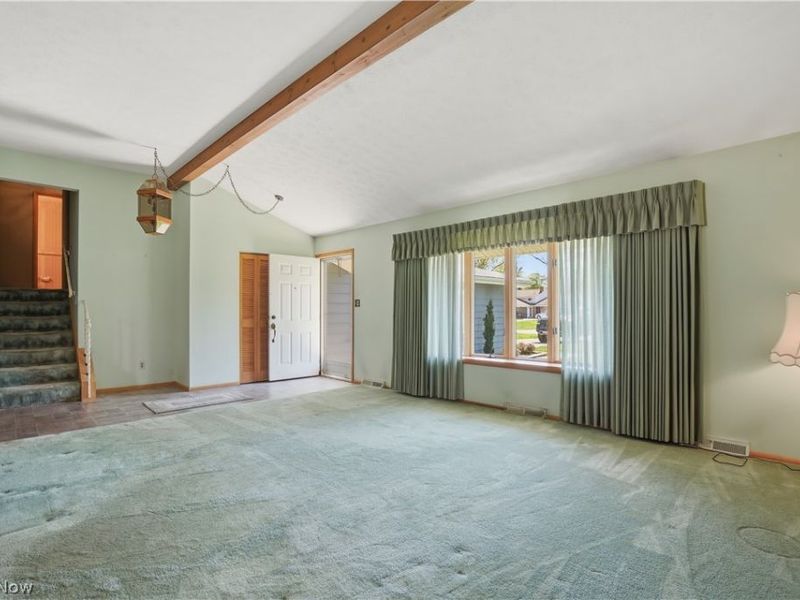 26670 FAIRFAX Lane , North Olmsted, OH 44070 Photo 7