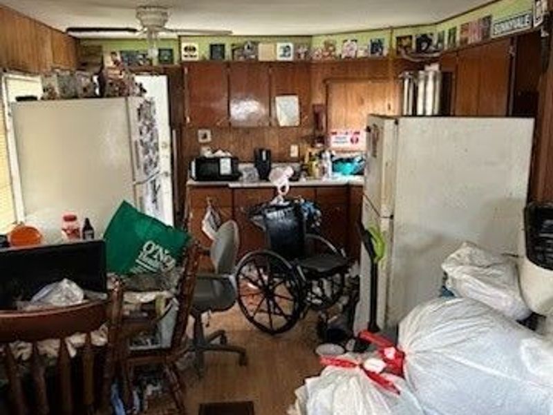 8367 Russell Lane, Cleveland, OH 44144 Photo 7