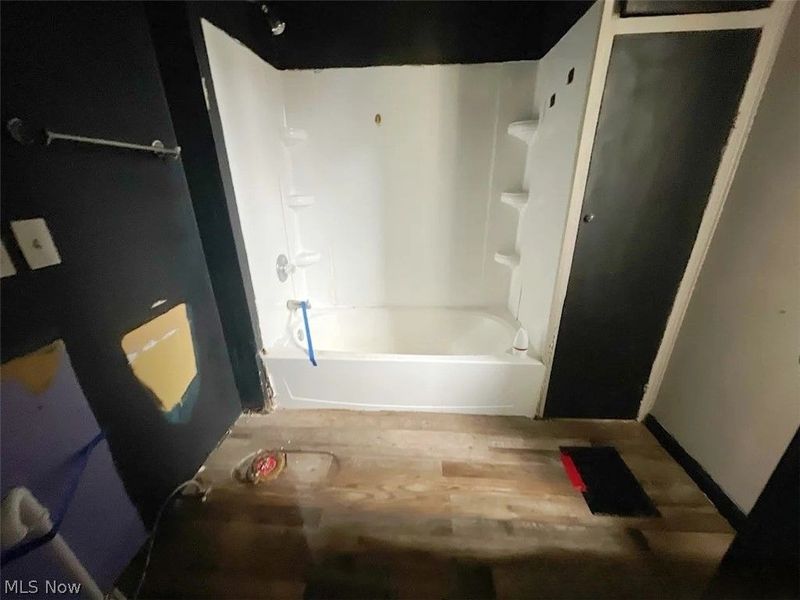 914 Stewart Avenue, Cambridge, OH 43725 Photo 11