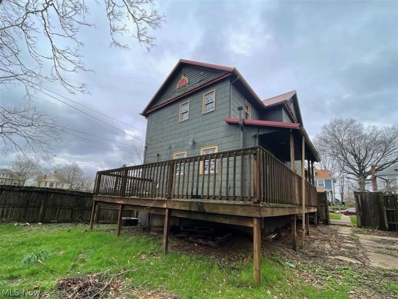 914 Stewart Avenue, Cambridge, OH 43725 Photo 2