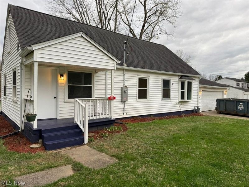 288 Bristol Champion NE, Warren, OH 44481 Photo 1