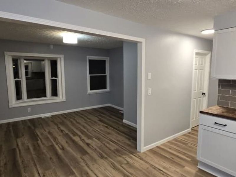 288 Bristol Champion NE, Warren, OH 44481 Photo 5