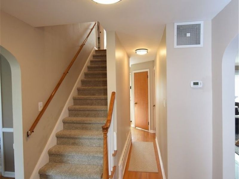 225 S Cadillac Drive, Youngstown, OH 44512 Photo 15