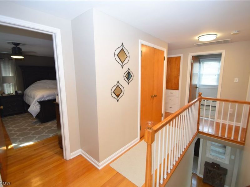 225 S Cadillac Drive, Youngstown, OH 44512 Photo 18