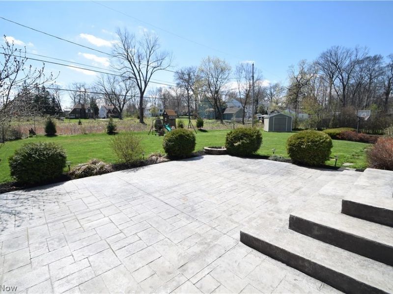 225 S Cadillac Drive, Youngstown, OH 44512 Photo 24