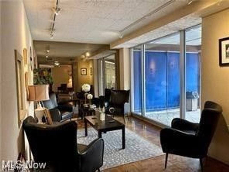 11850 Edgewater Drive, Unit 723, Lakewood, OH 44107 Photo 2