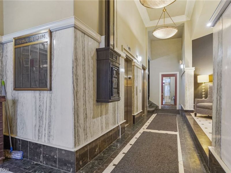 750 Prospect Avenue E, Unit 206, Cleveland, OH 44115 Photo 4