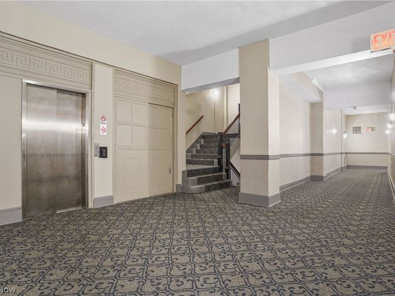 750 Prospect Avenue E, Unit 206, Cleveland, OH 44115 Photo 5
