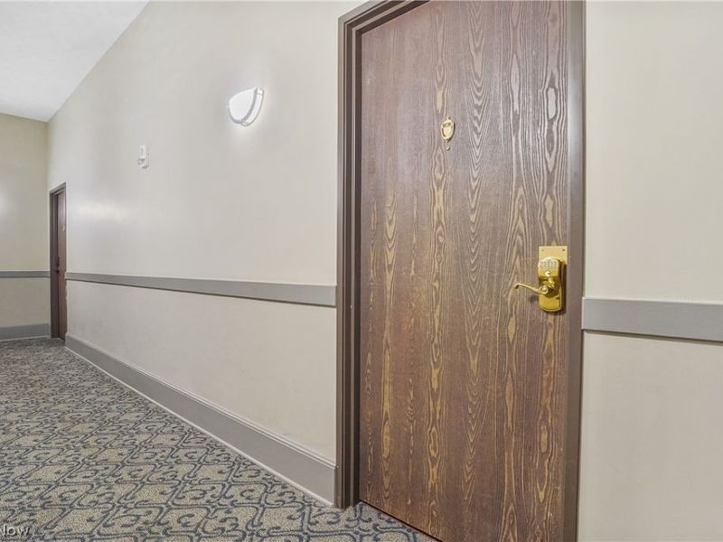 750 Prospect Avenue E, Unit 206, Cleveland, OH 44115 Photo 6